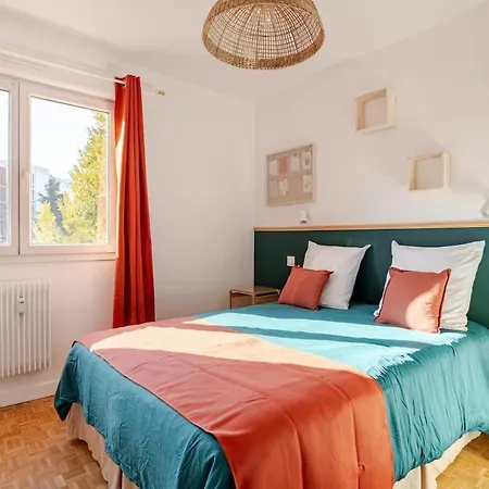 L'appart Le 19 , F3 Proche Centre Vue Cathédrale, 2 *