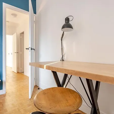 L'appart Le 19 , F3 Proche Centre Vue Cathedrale, 2 Apartment