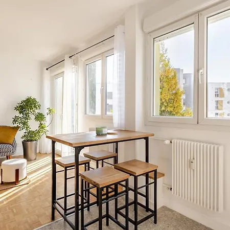 L'appart Le 19 , F3 Proche Centre Vue Cathedrale, 2 Appartamento *