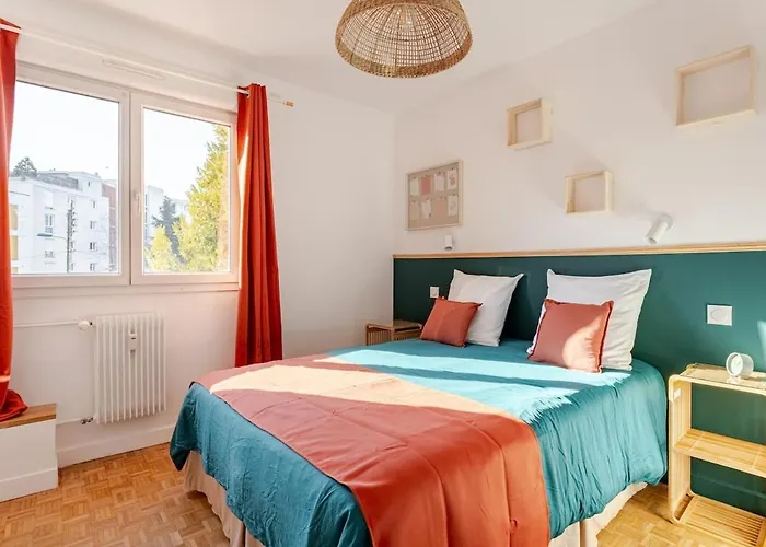 L'appart Le 19 , F3 Proche Centre Vue Cathedrale, 2 *