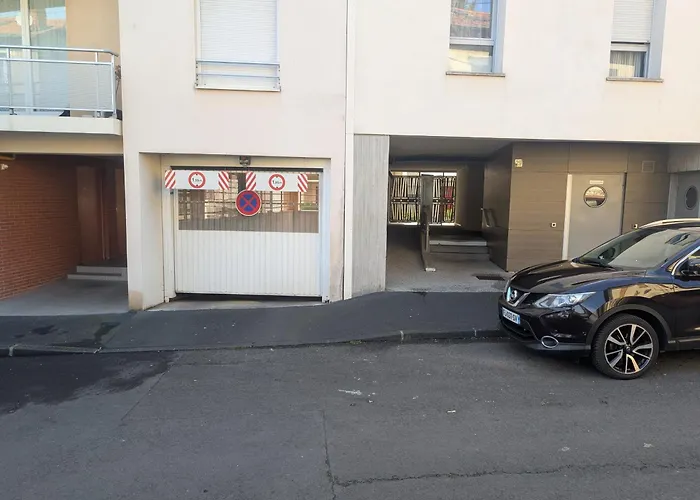 L'appart Le 19 , F3 Proche Centre Vue Cathedrale, 2